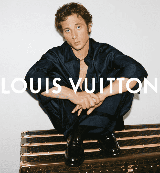 Louis Vuitton nomme Jeremy Allen White ambassadeur de sa ligne masculine
