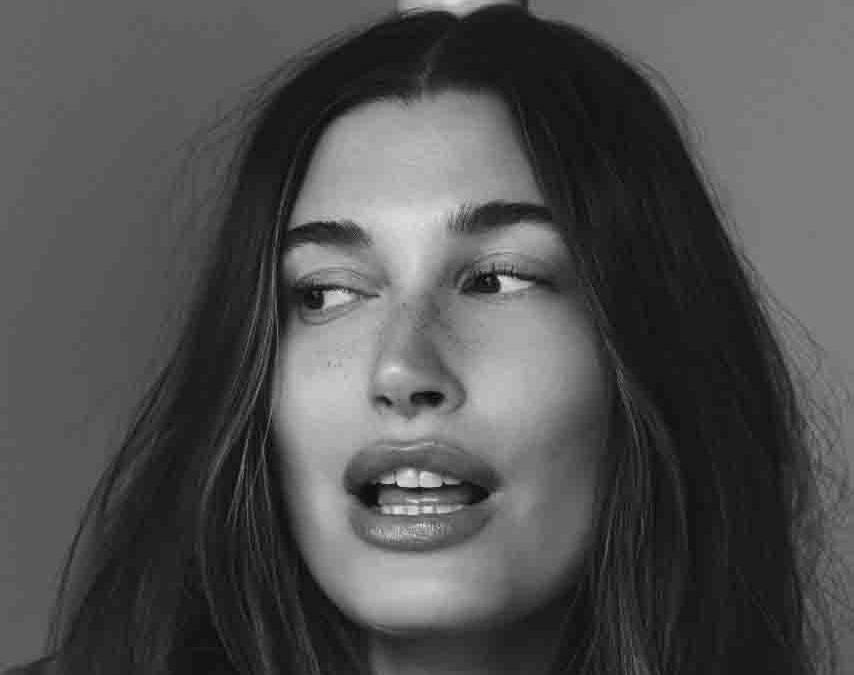 Hailey Bieber vend Rhode Beauty au groupe E.l.f. pour $1 milliard