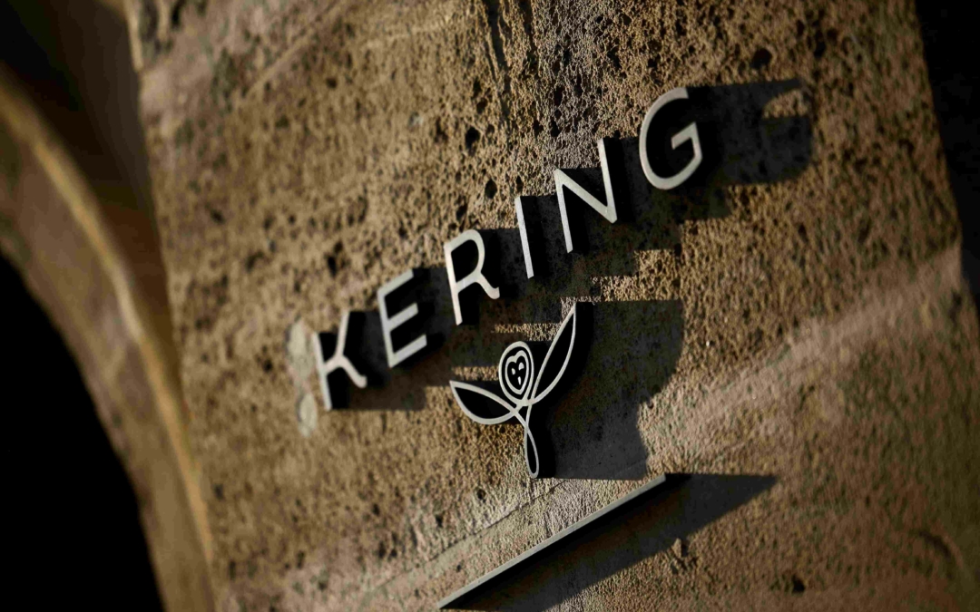 S&P Global abaisse la perspective de crédit de Kering, passant de « stable » à « négative »